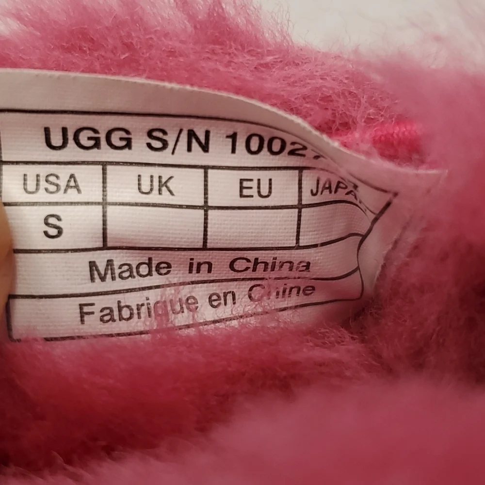 Ugg baby girl Sheepskin & Leather sparkly boots